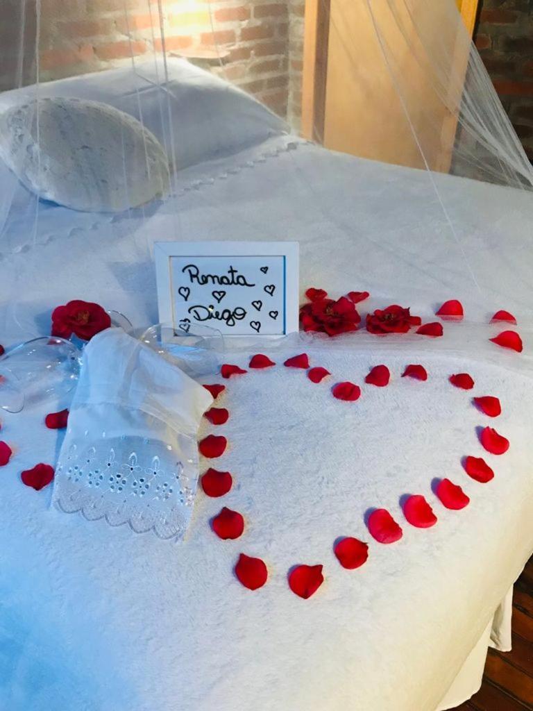 Pousada Romantica - Sitio Buraco Fundo Vale Verde  Dış mekan fotoğraf